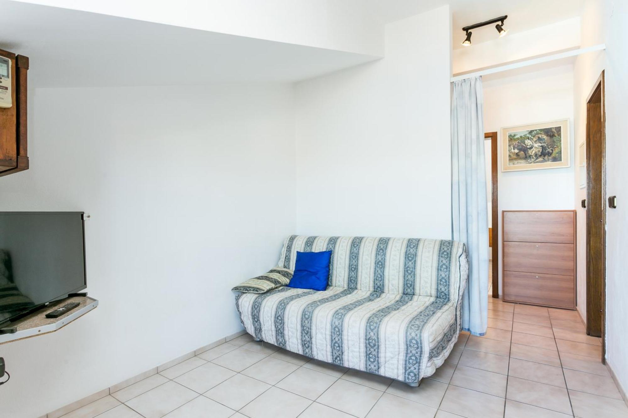 Seaside Apartments With A Swimming Pool Okrug Gornji, Ciovo - 11374 Trogir Quarto foto