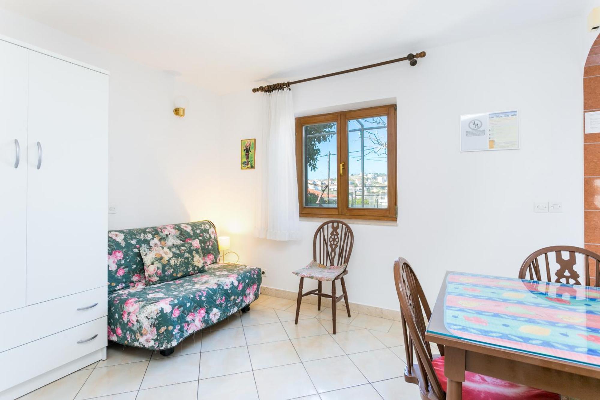 Seaside Apartments With A Swimming Pool Okrug Gornji, Ciovo - 11374 Trogir Quarto foto